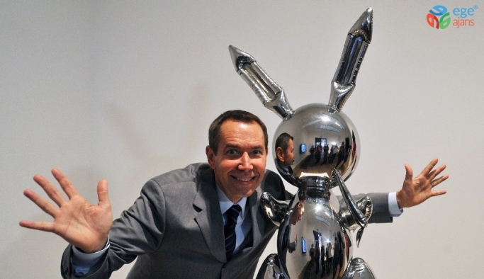ABD’li sanatçının tavşan heykeli rekor fiyata satıldı