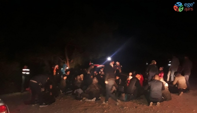 Ayvalık’ta 13 Afgan göçmen yakalandı