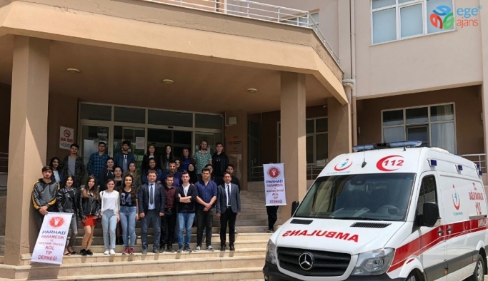 Öğrencilere ambulans eğitimi verildi