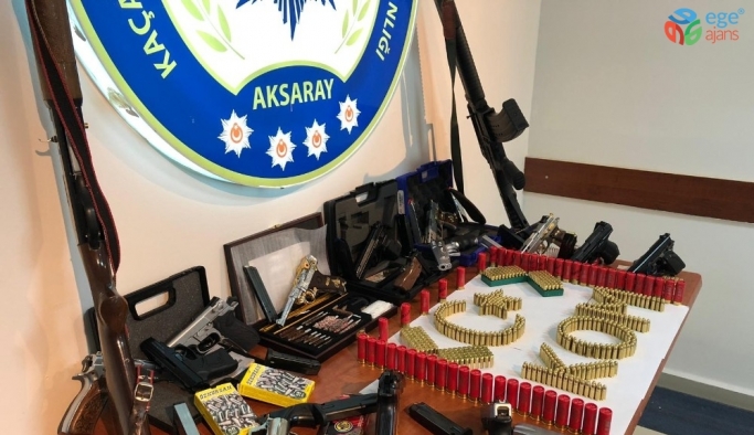 Aksaray’da silah ticareti çetesini KOM özel ekibi çökertti