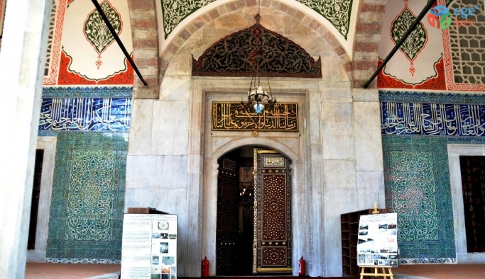 Restorasyonu tamamlanan Hatice Turhan Valide Sultan Türbesi açıldı