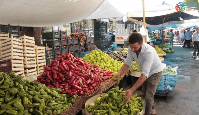 Sebze fiyatları düştü vatandaş pazara koştu