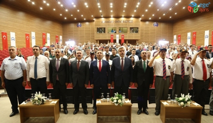 Aksaray’da Türk siyasi hayatında darbeler ve milli egemenlik konferansı