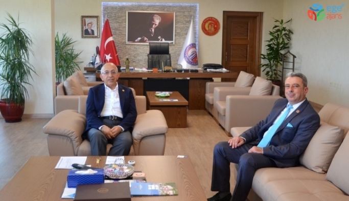 Başkan Göğüsgeren’den Rektör Murat’a ziyaret