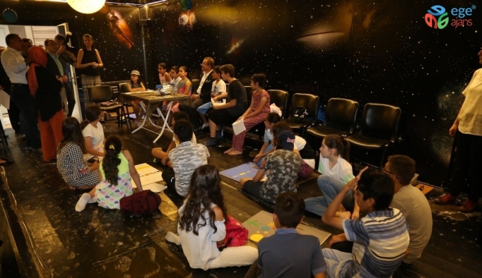 Eyüpsultan Belediye Başkanı Deniz Köken, “Ali Kuşçu Uzay Evi Astronomi Yaz Okulu”nu ziyaret etti