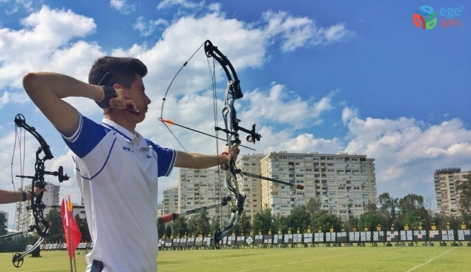 Kayserili Okçular Türkiye Okçuluk Şampiyonasından Bir Gümüş Bir Bronz Madalya İle Döndü