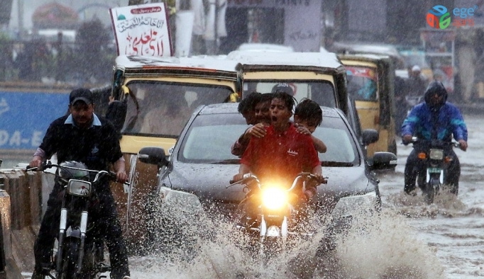 Pakistan’daki sel felaketinde ölü sayısı 17’ye yükseldi