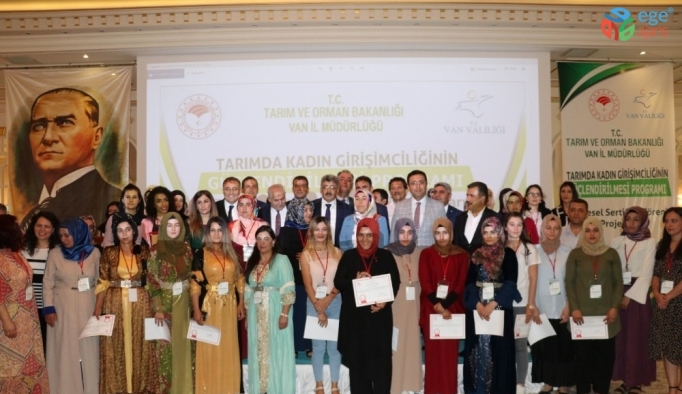 Proje üreten kadın girişimciler ödül aldı