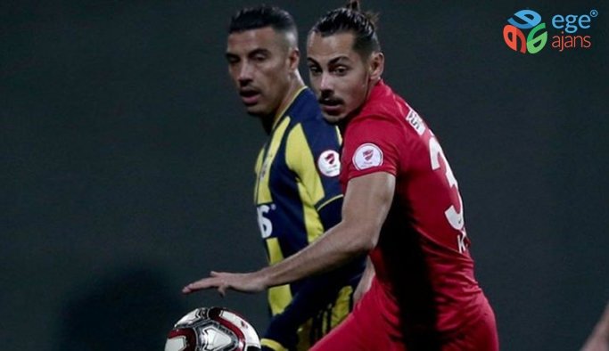 Ümraniyespor, Yasir Subaşı’nın Fenerbahçe’ye transfer olduğunu açıkladı.