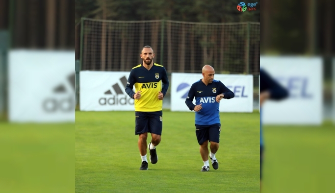 Vedat Muriç, Fenerbahçe’de ilk antrenmanına çıktı