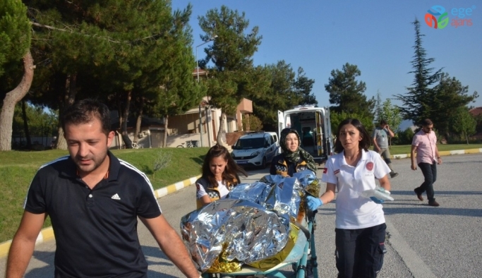 Yanan araçta ağır yaralanan genç hava ambulansı ile İzmir’e sevk edildi