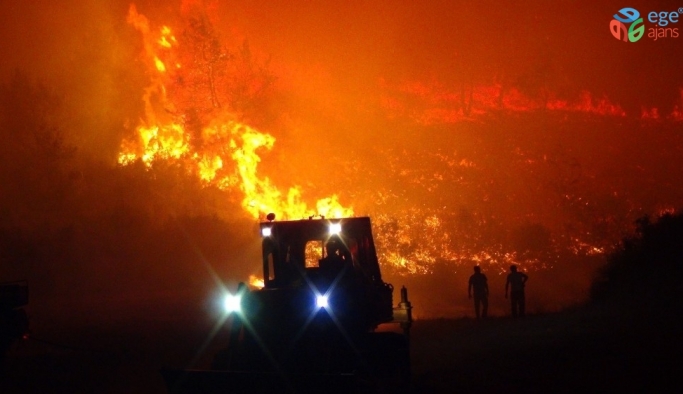 Antalya’da korkutan orman yangını kontrol altına alındı