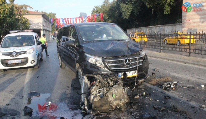 Beşiktaş Meydan’da takla atan araç karşı şeritteki araca çarptı: 1 yaralı