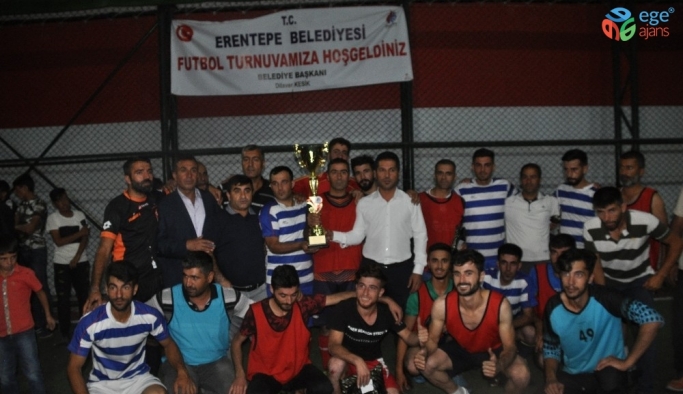 Erentepe’de futbol turnuvası