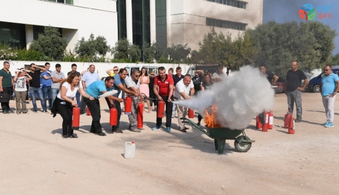 Konyaaltı Belediyesi personeline yangın eğitimi