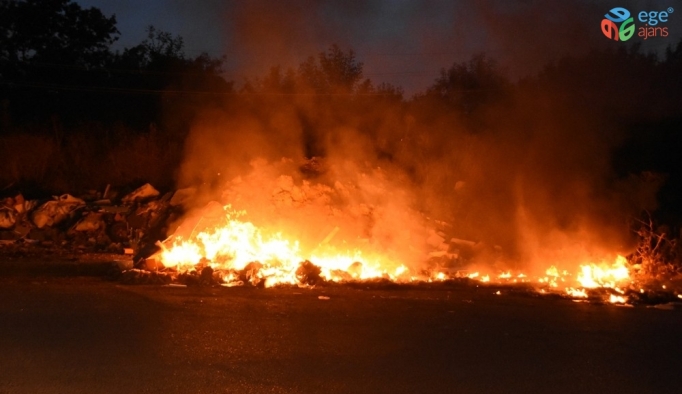 Sinop Küçük Sanayi Sitesinde kimyasal atıklardan yangın çıktı