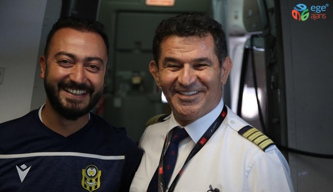 Sırbistan’a giden uçağın Malatyalı pilotundan alkış alan anons