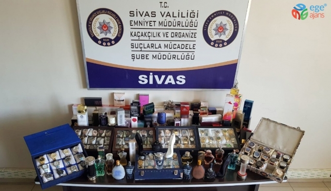 Sivas’ta çok sayıda kaçak kol saati ve parfüm ele geçirildi