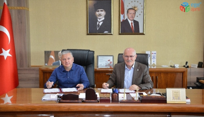 Uşak Üniversitesi Seranova Seramikle protokol imzaladı