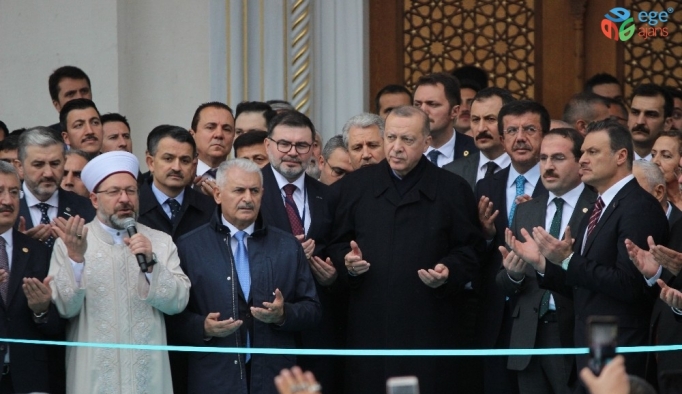 Cumhurbaşkanı Erdoğan İzmir’de konuştu