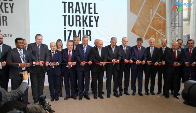 13 Travel Turkey İzmir Fuarı açıldı