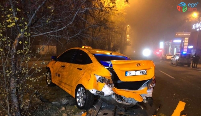 Başkent’te taksi şoförü, ilk iş gününde kazaya karıştı: 2 yaralı