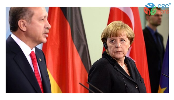 Erdoğan'ın mültecilerle ilgili sözleri Merkel'i tedirgin etti! Ocak'ta Türkiye'ye geliyor