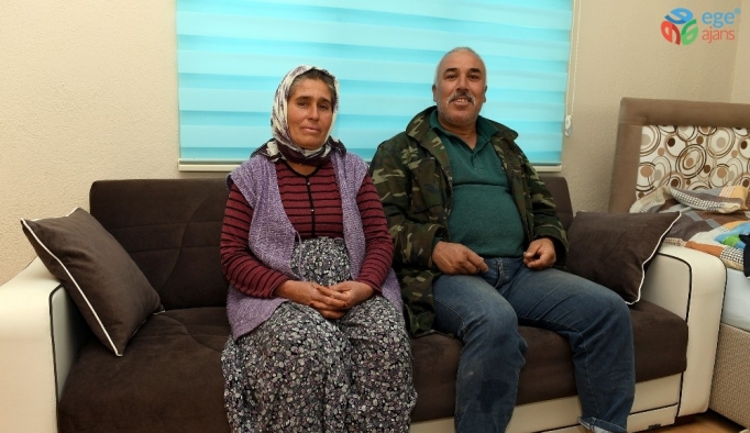 Mersin Büyükşehir’den çadırı yanan aileye destek