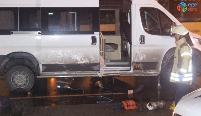 Beşiktaş’ta otomobilin çarptığı kadın minibüsün altında kalarak can verdi