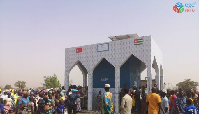 Bornova Koleji öğrencileri Afrika’da susuzluğa umut oldu