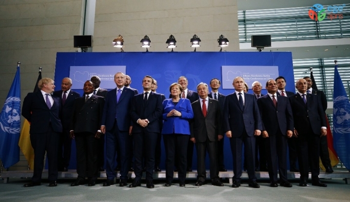 Cumhurbaşkanı Erdoğan, liderlerle aile fotoğrafı çektirdi