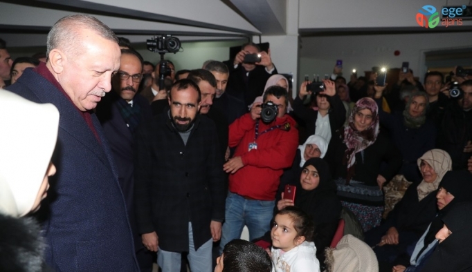 Cumhurbaşkanı Erdoğan Malatya’da deprem bölgesinde