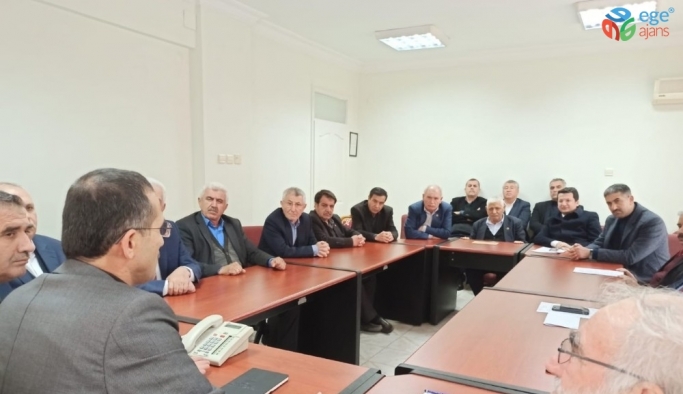 AK Partili meclis üyeleri grup toplantısını yaptı