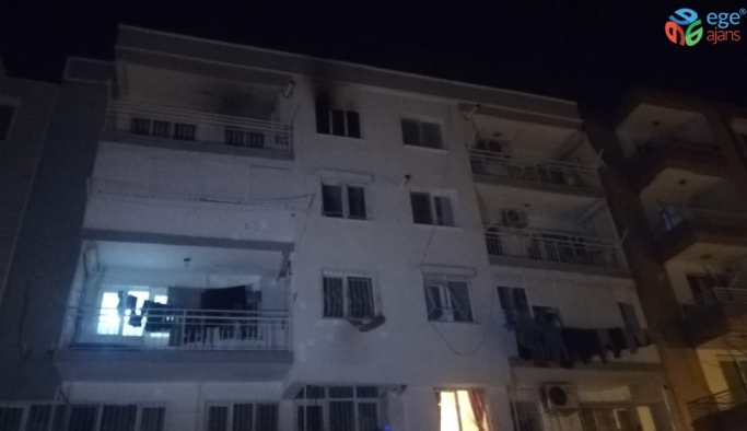İzmir’de ev yangını: 1 kişi dumandan etkilendi