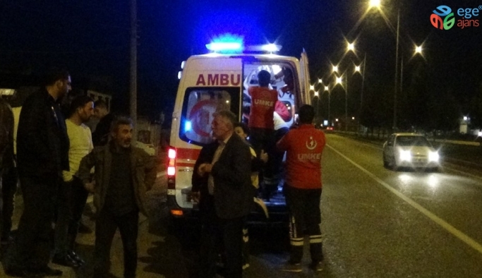 Diyarbakır’da kamyonet devrildi: 2’si çocuk 5 yaralı