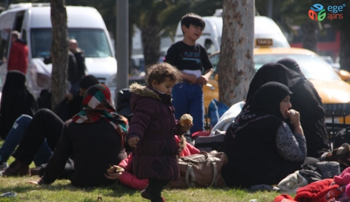 İstanbul’daki mülteciler sınır kapısından gelecek müjdeli haberi bekliyor