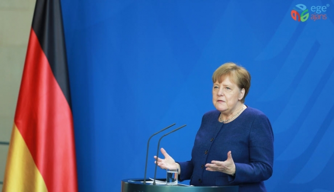 Almanya Başbakanı Merkel: "Korona krizine karşı alınan önlemleri gevşetmek için erken"