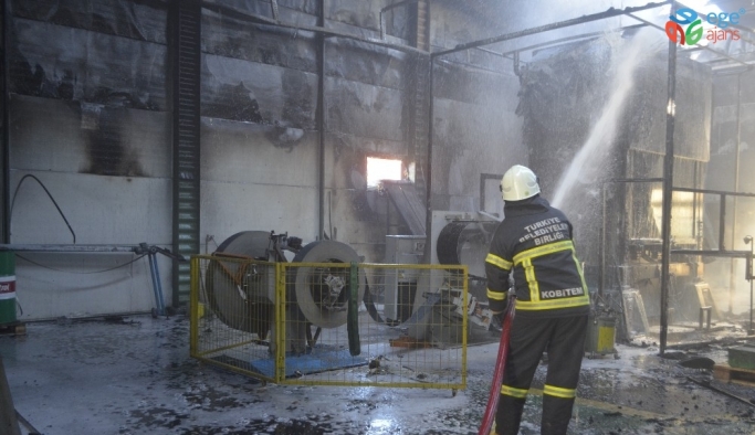 Merzifon’da fabrika yangını korkuttu