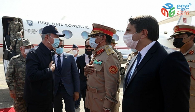 Bakan Akar ve Genelkurmay Başkanı Orgeneral Güler Libya’da