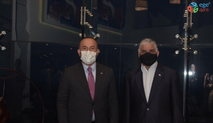 Bakan Çavuşoğlu, eski Dominik Cumhuriyeti Dışişleri Bakanı Vargas’la görüştü