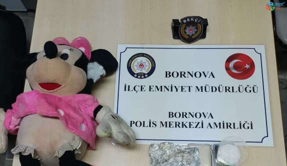 İzmir’de peluş oyuncağın içinden uyuşturucu çıktı