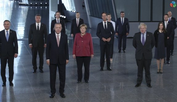 Cumhurbaşkanı Erdoğan, NATO Liderler Zirvesi’nde aile fotoğrafı çekildi
