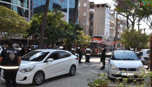 İzmir’de 2 kişinin öldüğü silahlı kavga ile ilgili 2 tutuklama