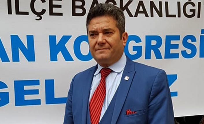 CHP'de flaş gelişme: Hakan Şenoyar istifa etti
