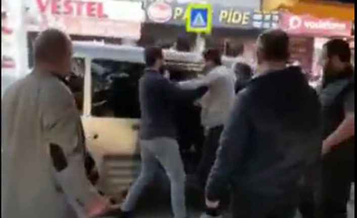 İYİ Parti'ye Buca'da çirkin saldırı