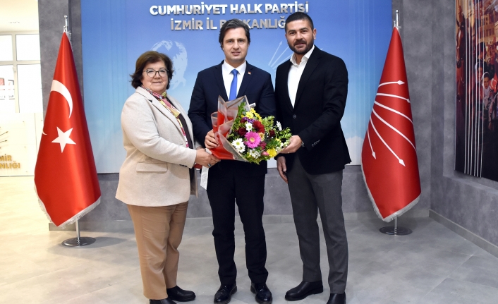 Başkan Gürbüz'den CHP İzmir'e ziyaret