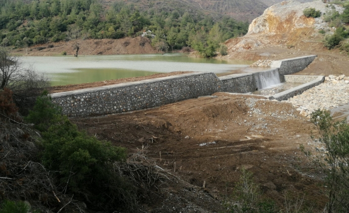 Büyükşehir’den Menderes’teki sulama göletlerine 8 milyonluk onarım