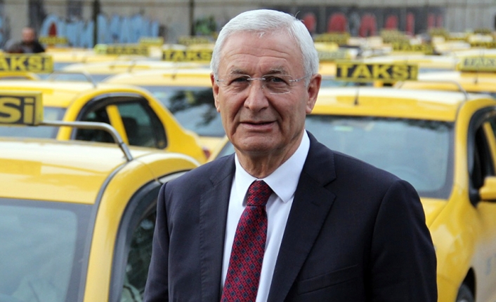 İzmir'de aylık bin 500 TL olan havalimanı taksi bedeli 14 bin TL'ye çıktı