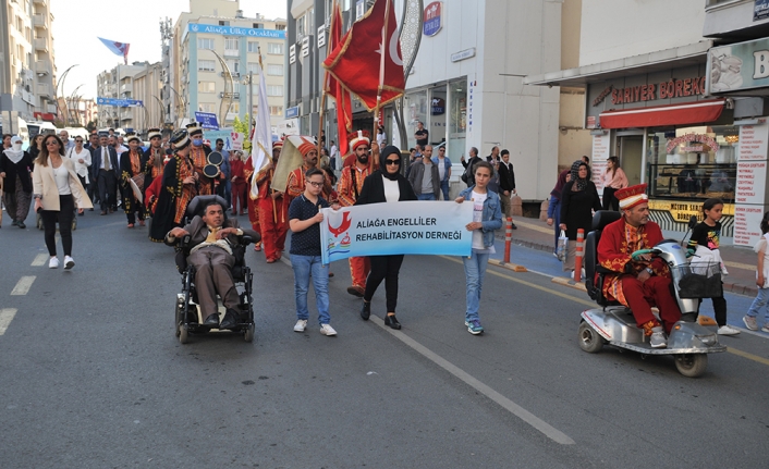 Aliağalılar Engelliler Haftasında farkındalık için yürüdü