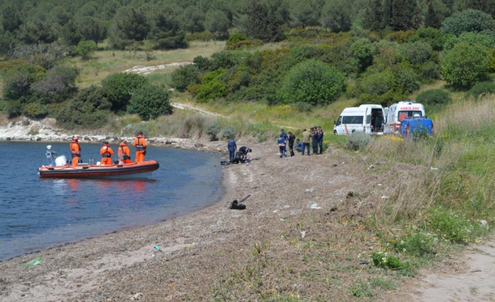 İzmir'de denizde dalgıç kıyafetli ceset bulundu